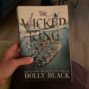 ‘The Wicked King’ by Holly Black paperback